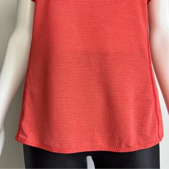 Lululemon Run: Fast Track Short Sleeve in Love Red - S - Picture 7 of 8